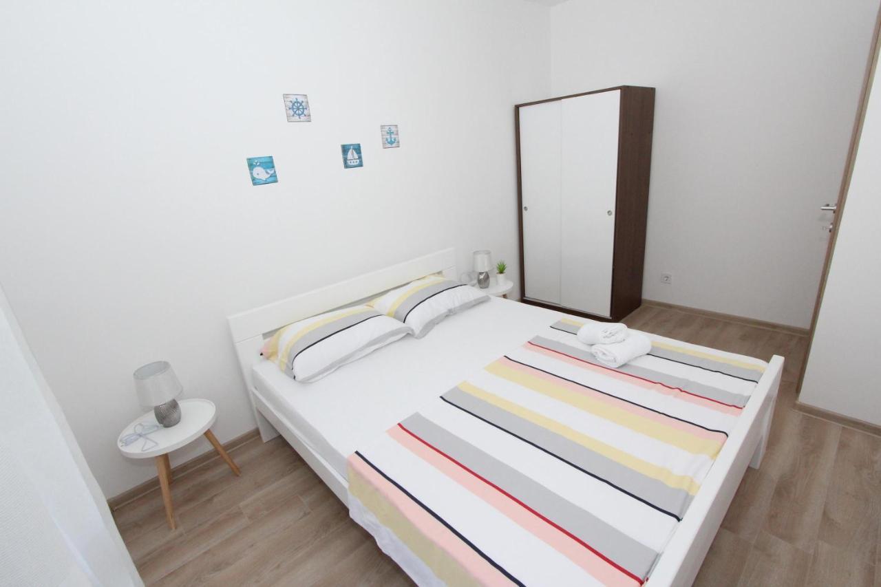 Apartments Eni Rovinj Exterior foto